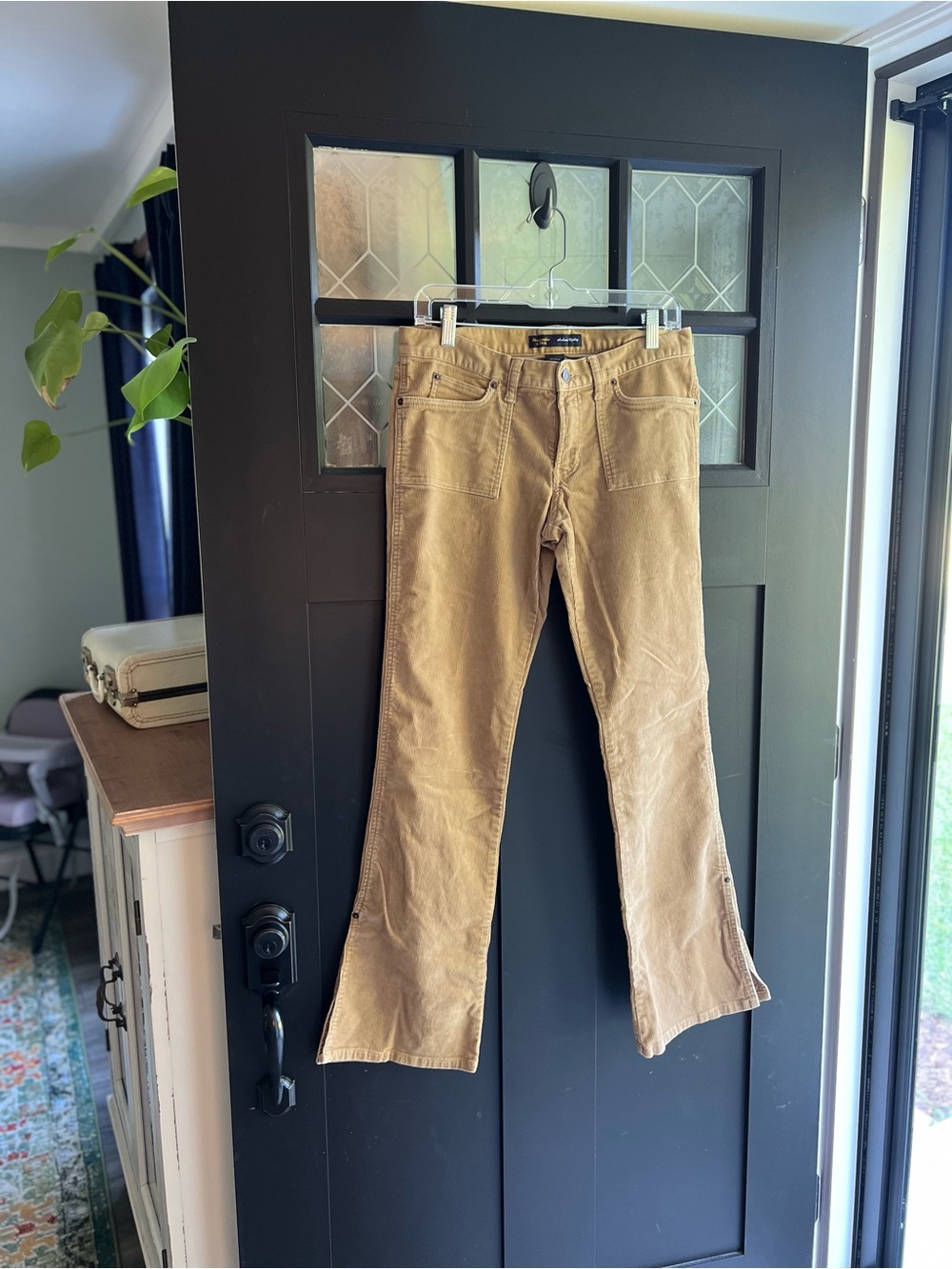 Abercrombie & Fitch Women’s Tan Corduroy Straight Jeans